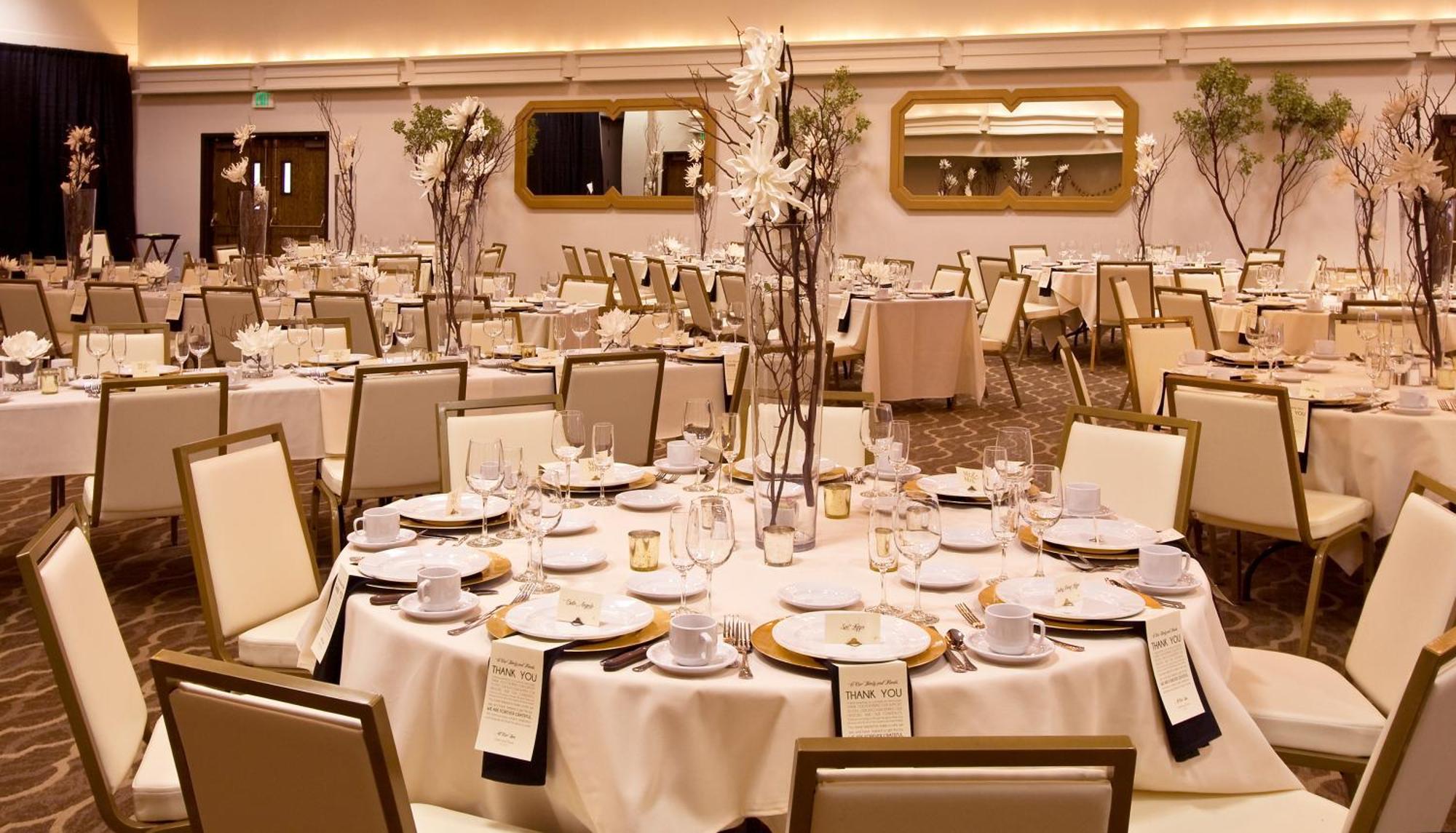 Ashland Hills Hotel & Suites מראה חיצוני תמונה