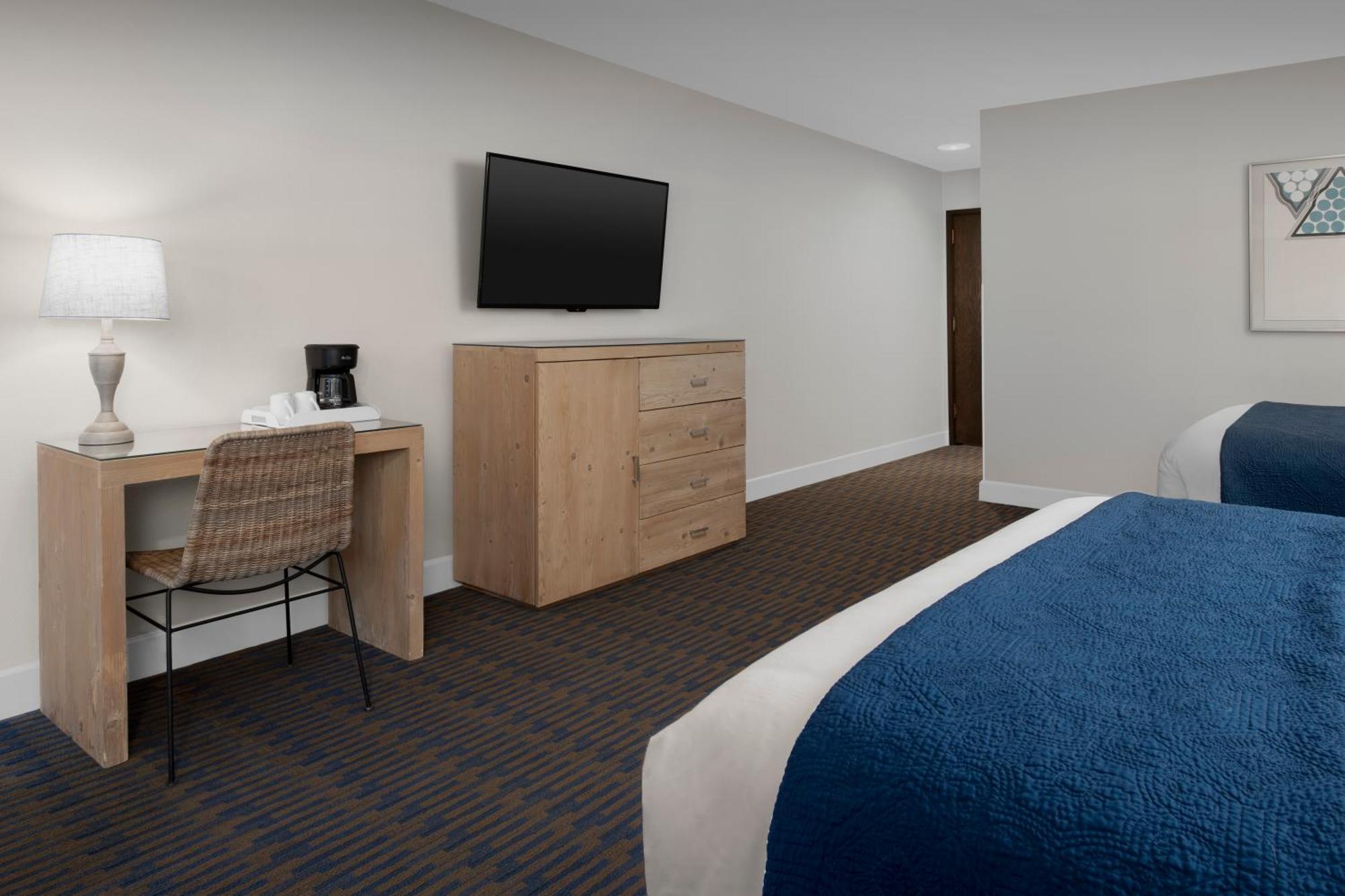 Ashland Hills Hotel & Suites מראה חיצוני תמונה