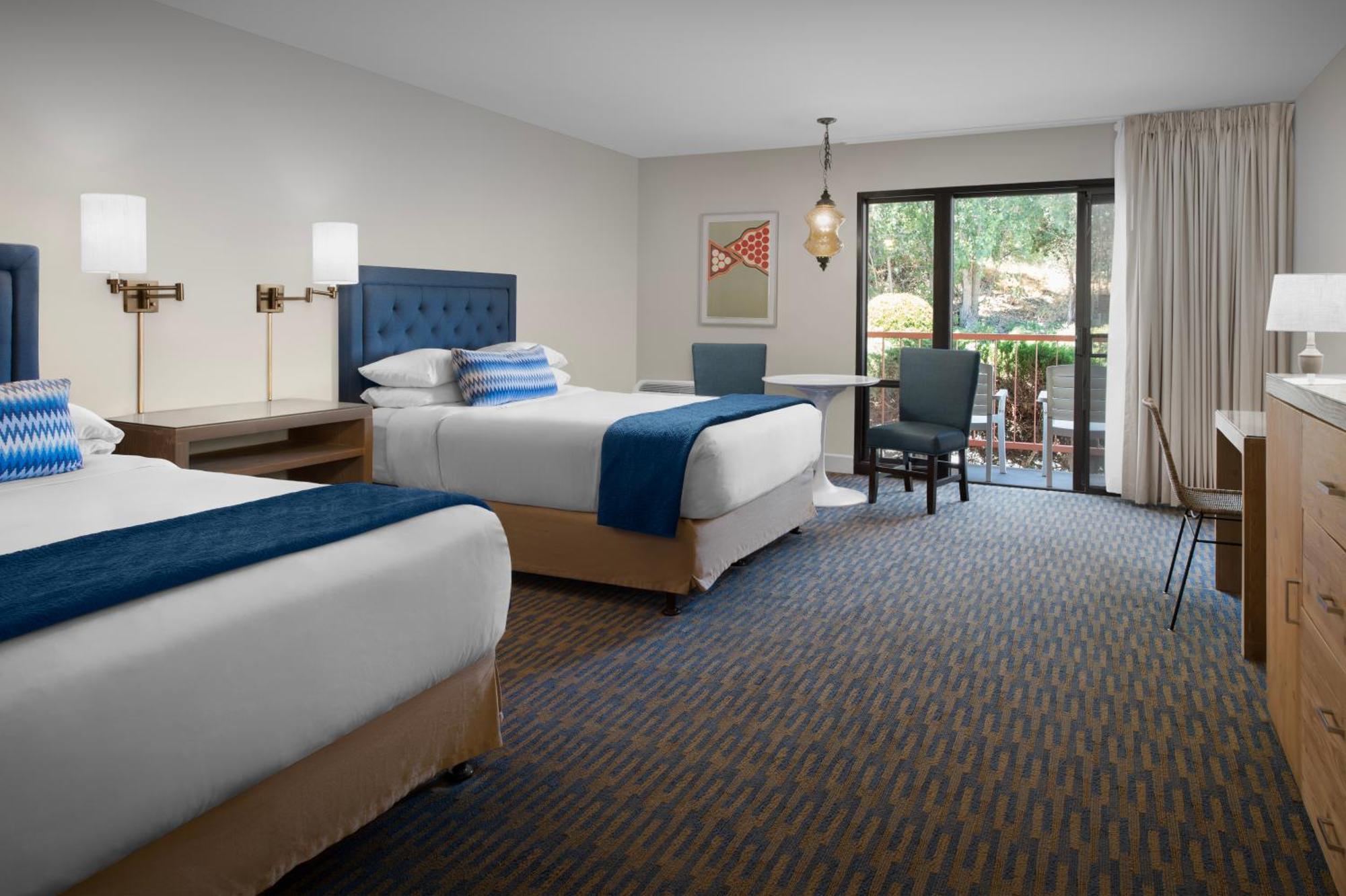 Ashland Hills Hotel & Suites מראה חיצוני תמונה